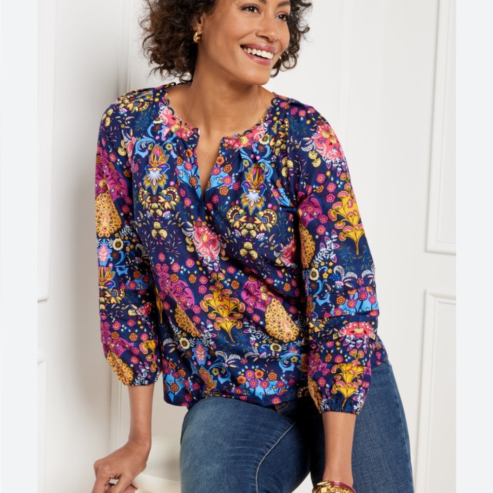 TALBOTS PLEATED SLEEVE POPLIN TOP - FLORAL MEDALLION - Large